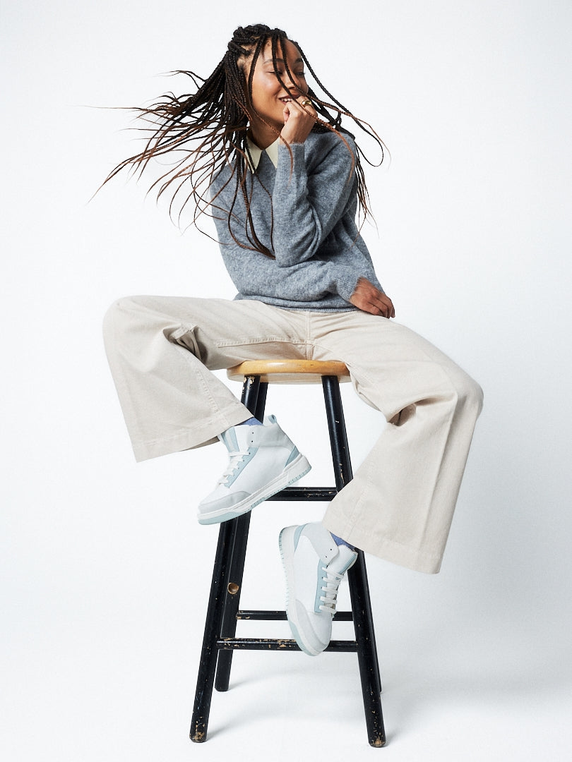 Baskets montantes vintage blanches, gris clair et bleu clair