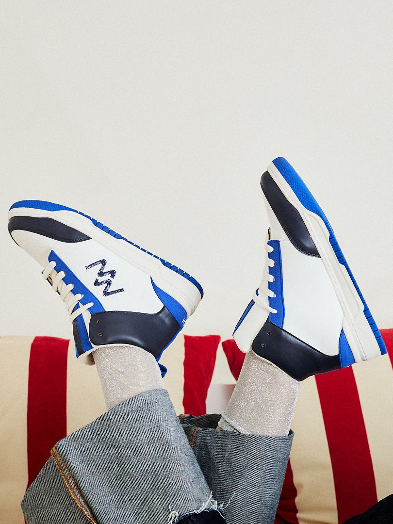 Exemple de baskets vegan fabriquées avec des matériaux upcyclés